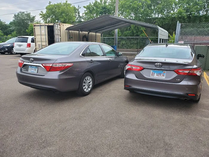 Budget Car Rental Picture 1