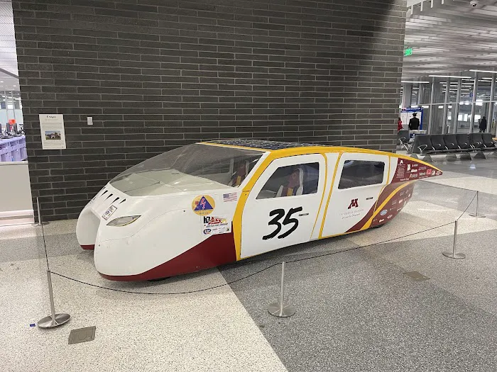 Terminal 1 Car Rentals Picture 2