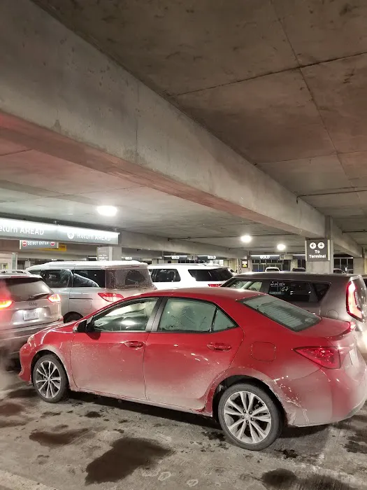 Hertz Car Rental - Saint Paul - Minneapolis-saint Paul International Airport (MSP) Picture 9