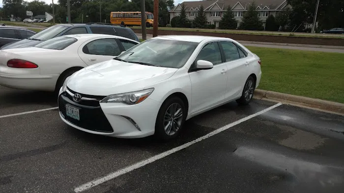 Hertz Car Rental - Coon Rapids - Coon Rapids Boulevard Picture 9