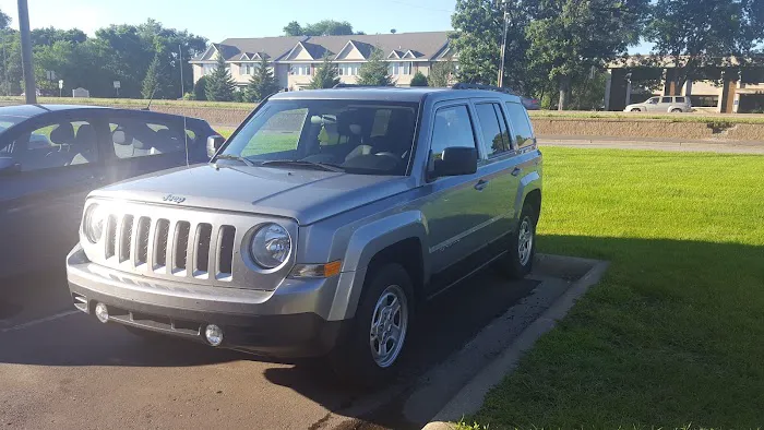 Hertz Car Rental - Coon Rapids - Coon Rapids Boulevard Picture 8