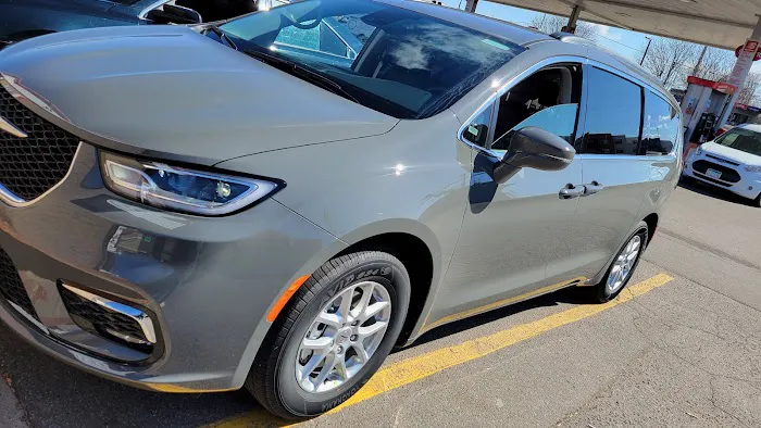 Budget Car Rental Picture 2