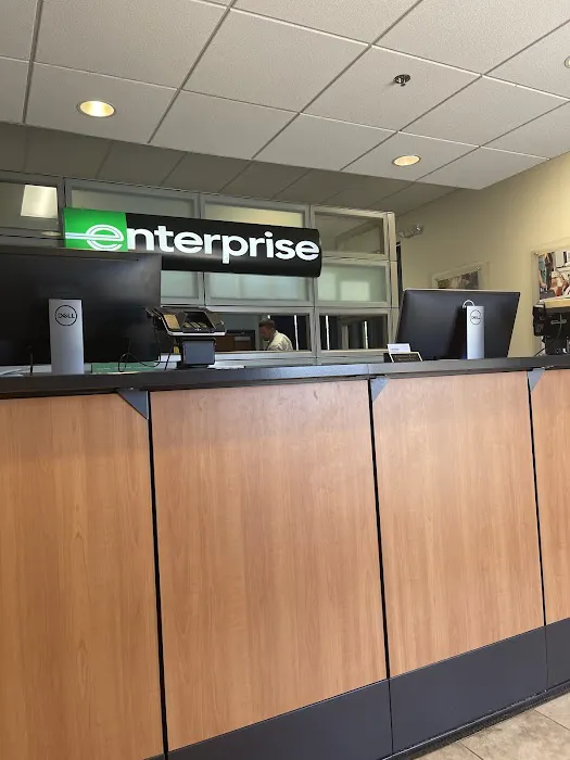 Enterprise Rent-A-Car Picture 8