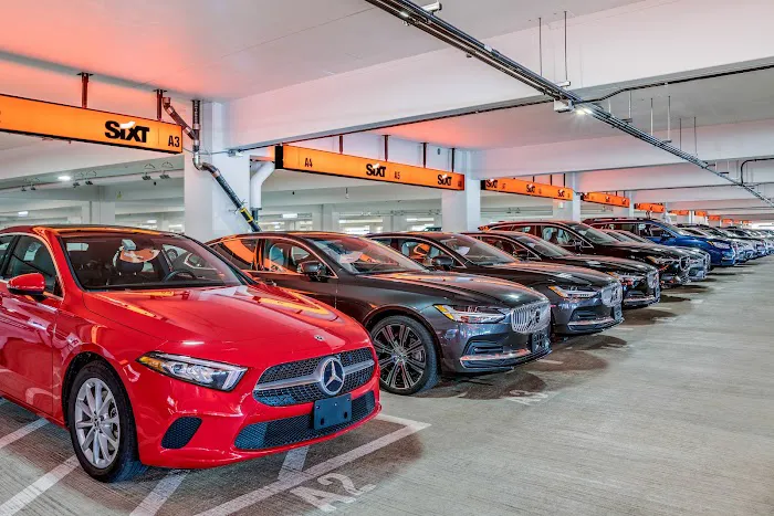 SIXT Rent a Car Minneapolis Int Airport - Terminal 1 Picture 4