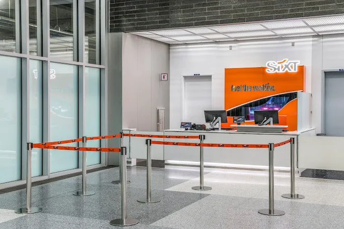 SIXT Rent a Car Minneapolis Int Airport - Terminal 1 Picture 7