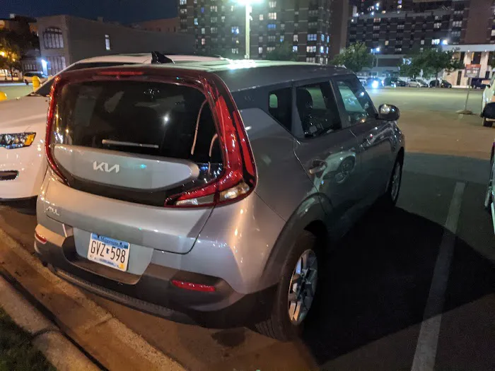 Budget Car Rental Picture 3