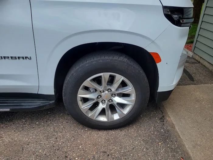 Avis Car Rental Picture 4
