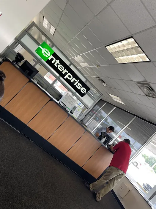 Enterprise Rent-A-Car Picture 7