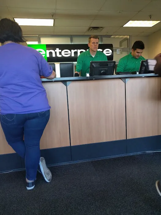 Enterprise Rent-A-Car Picture 4