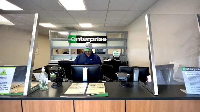 Enterprise Rent-A-Car Picture 7