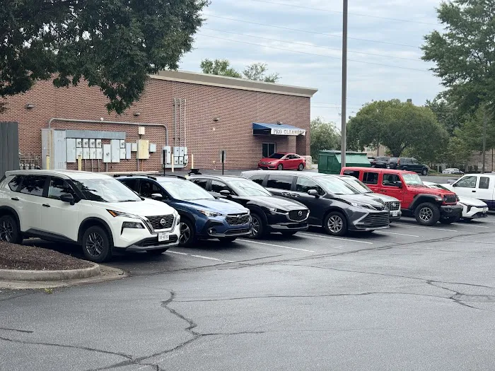 Avis Car Rental Picture 4