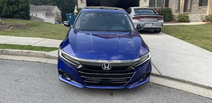 Jittz Car Rental Picture 3