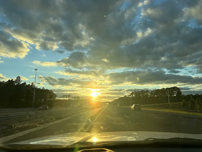 Hertz Car Rental - Roswell - Alpharetta Highway Picture 10