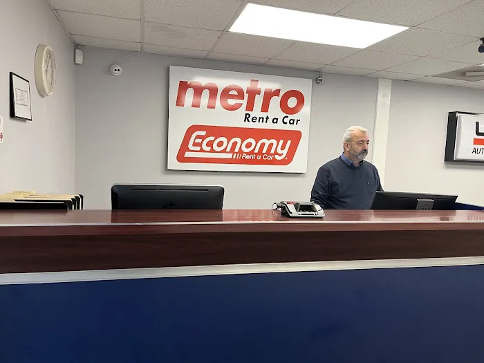 Metro Economy Rent a Car Picture 2