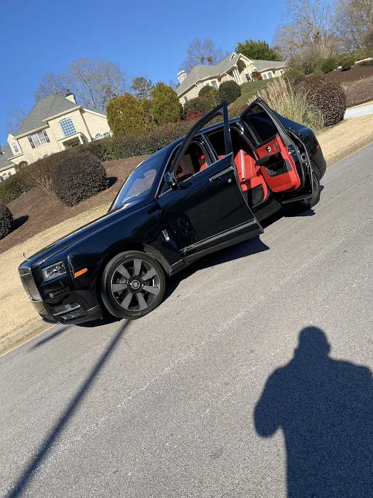 Xius Luxury Rentals ATL Picture 4