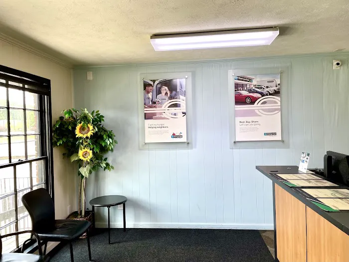Enterprise Rent-A-Car Picture 4