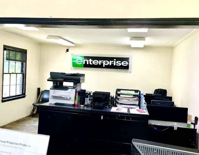 Enterprise Rent-A-Car Picture 9