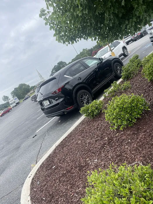 Hertz Car Rental - Snellville - Stone Mountain Highway 78 Picture 8
