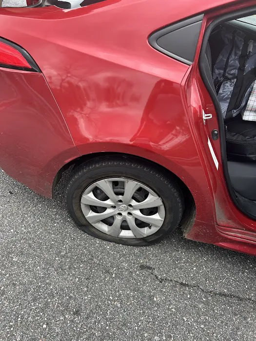 Hertz Car Rental - Snellville - Stone Mountain Highway 78 Picture 9