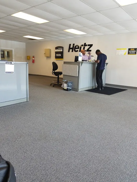 Hertz Car Rental - Snellville - Stone Mountain Highway 78 Picture 5
