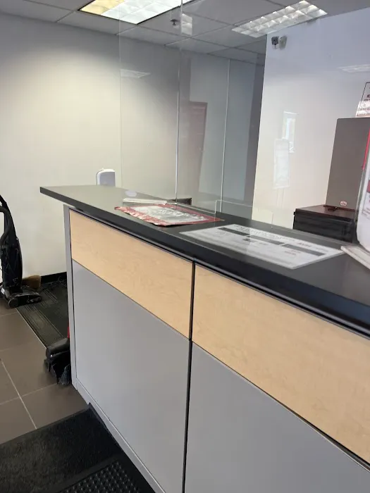 Avis Car Rental Picture 10