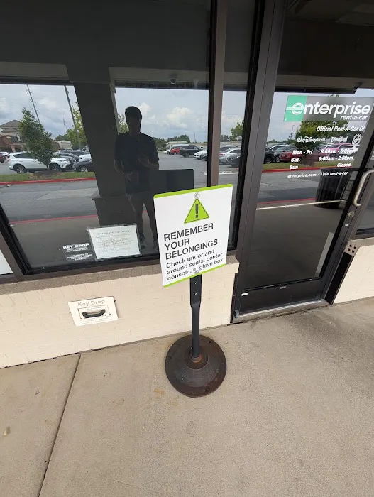 Enterprise Rent-A-Car Picture 3