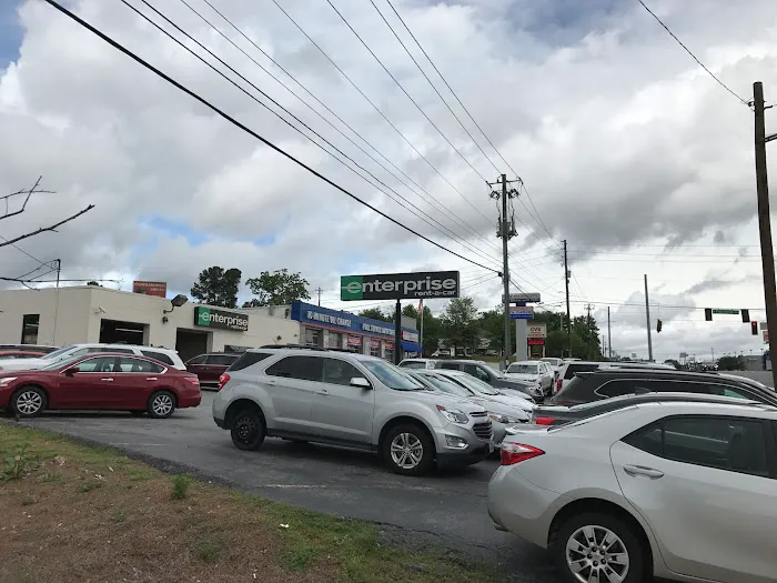Enterprise Rent-A-Car Picture 3