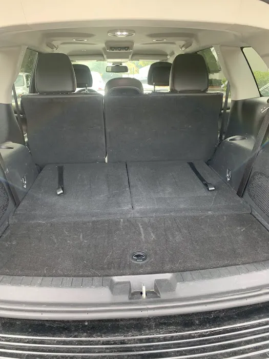 Avis Car Rental Picture 9
