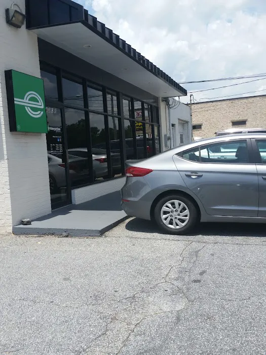Enterprise Rent-A-Car Picture 7