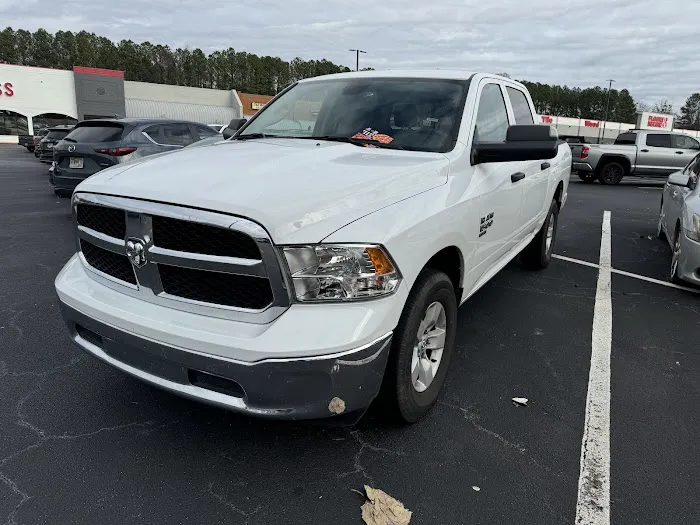 Avis Car Rental Picture 3