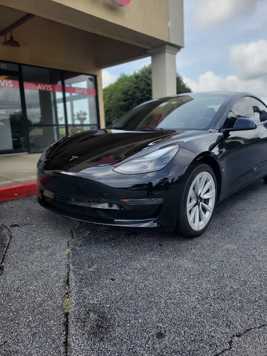 Avis Car Rental Picture 1