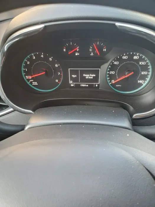 Avis Car Rental Picture 2
