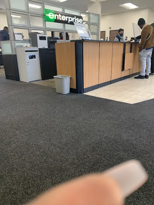 Enterprise Rent-A-Car Picture 4