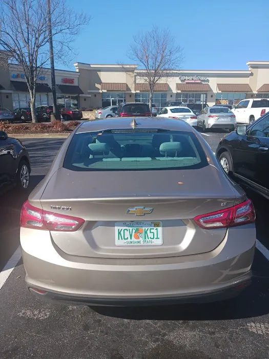 Avis Car Rental Picture 1