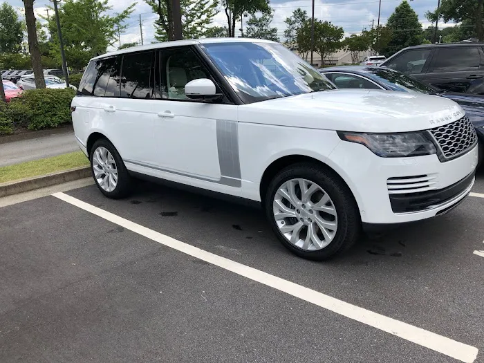 Avis Car Rental Picture 3
