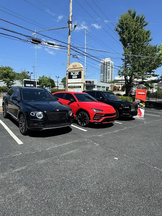 Crosszone Luxury Rental Picture 3