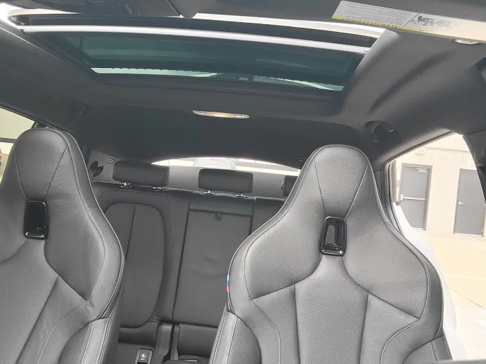 Luxury Lifestyle Car Rentals Picture 10