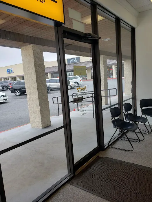 Hertz Car Rental - Smyrna - S Cobb Drive Se Picture 1