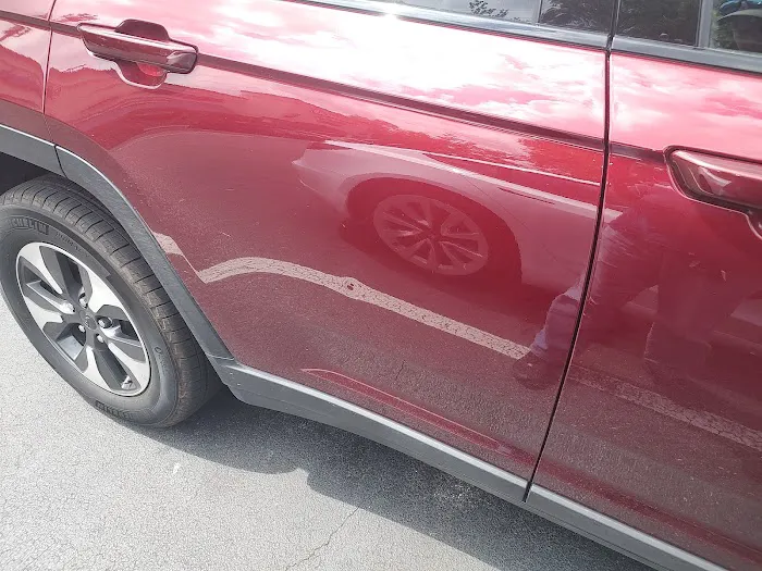 Avis Car Rental Picture 7