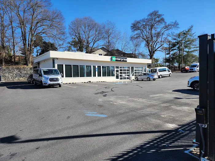 Enterprise Rent-A-Car Picture 8