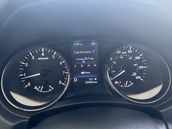 Hertz Car Rental - Woodstock - Highway 92 Picture 10