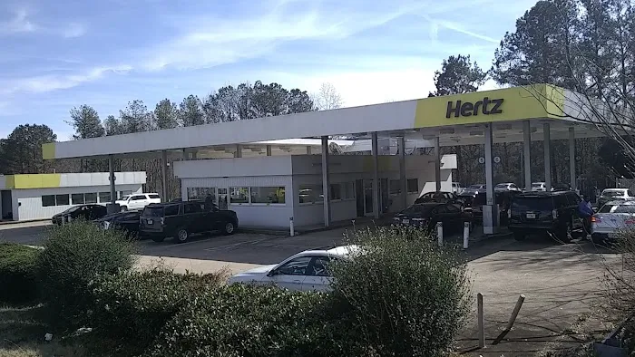 Hertz Car Rental - Woodstock - Highway 92 Picture 8