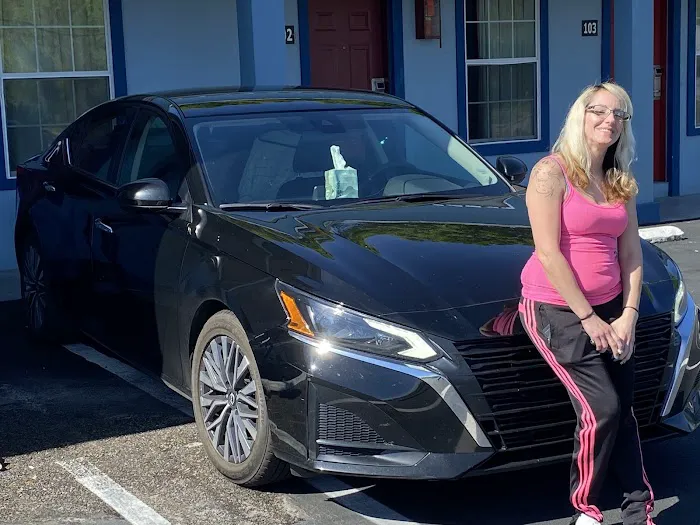 Enterprise Rent-A-Car Picture 3