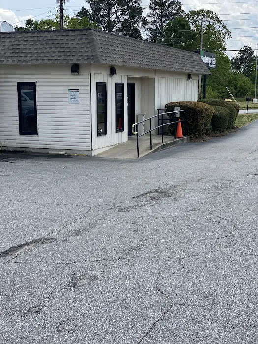 Enterprise Rent-A-Car Picture 3