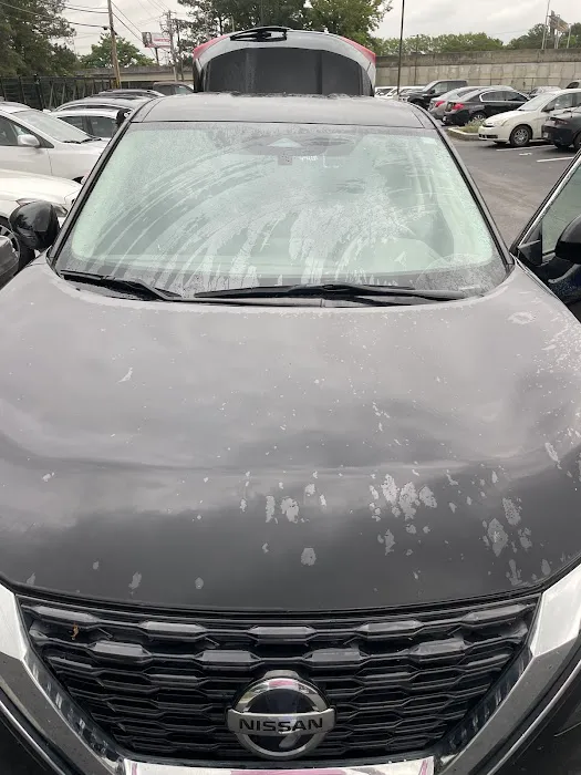 Routes Car Rental Picture 4