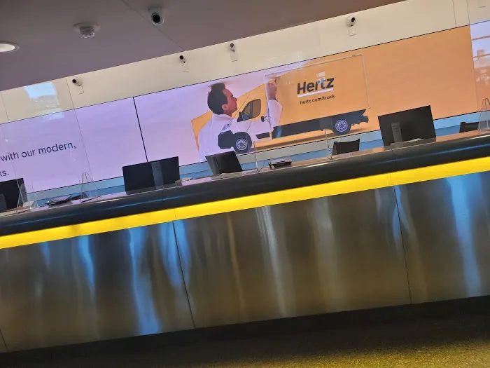 Hertz Car Rental - Atlanta - Hartsfield-jackson Atlanta International Airport (ATL) Picture 7