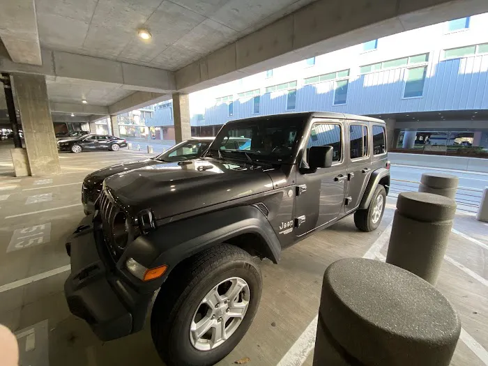 Dollar Car Rental - Atlanta Hartsfield International Airport Picture 2
