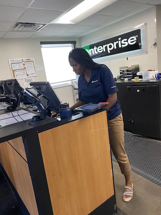 Enterprise Rent-A-Car Picture 7