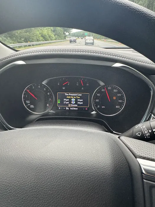 Avis Car Rental Picture 8