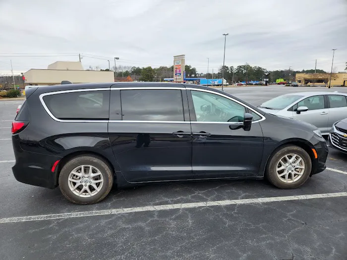 Avis Car Rental Picture 7